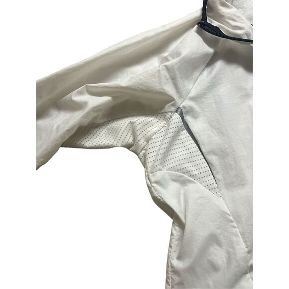 Athleta Stowe 2.0 Lightweight Hooded Windbreaker Jacket Cassis XS - Picture 3 of 4